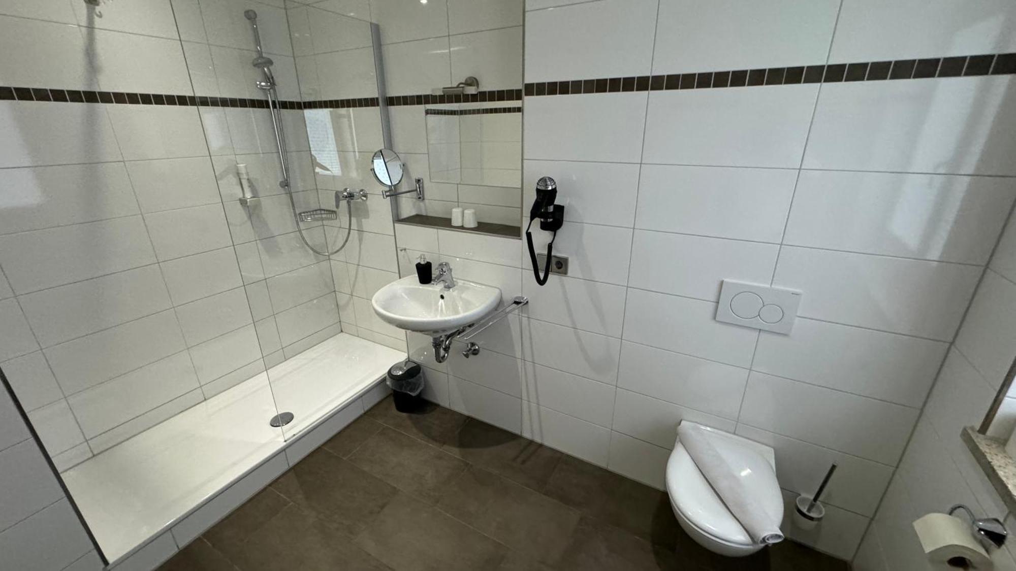 Hotel Leitner Кауфбойрен Экстерьер фото