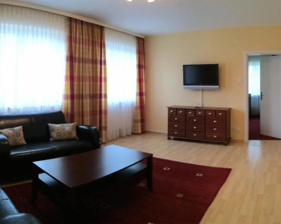Hotel Leitner Кауфбойрен Экстерьер фото