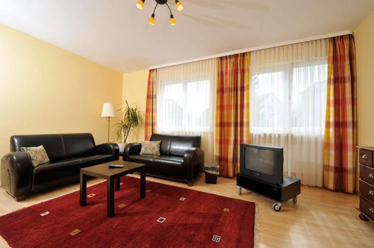 Hotel Leitner Кауфбойрен Экстерьер фото
